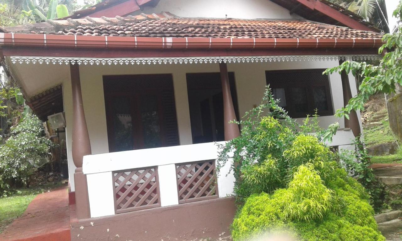 The Ocean Bed & Breakfast Unawatuna Exterior photo