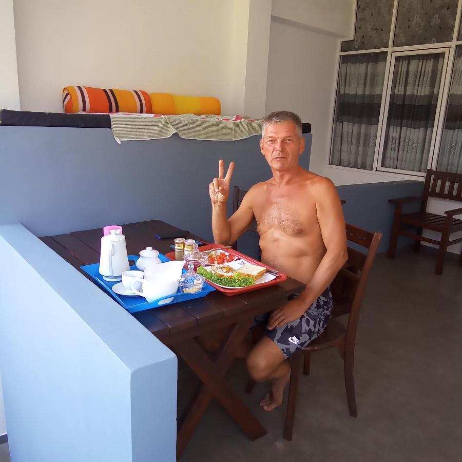 The Ocean Bed & Breakfast Unawatuna Room photo