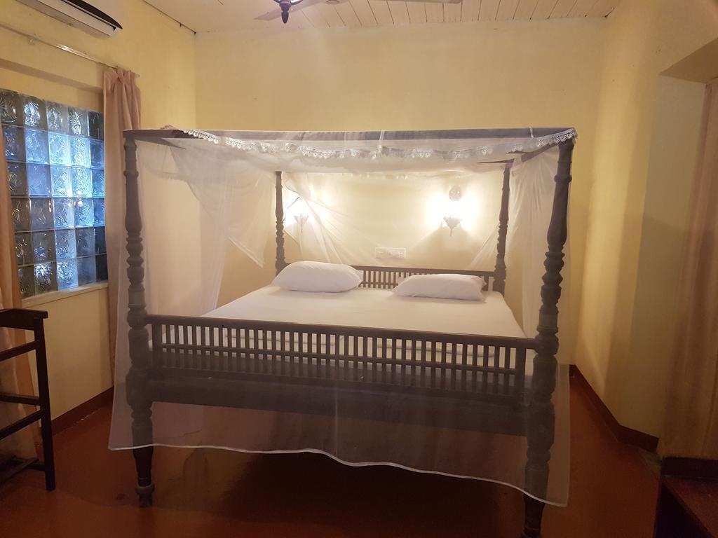 The Ocean Bed & Breakfast Unawatuna Exterior photo